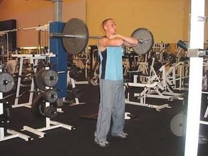 http://www.flacherbauch.com/images/front_squat1.jpg